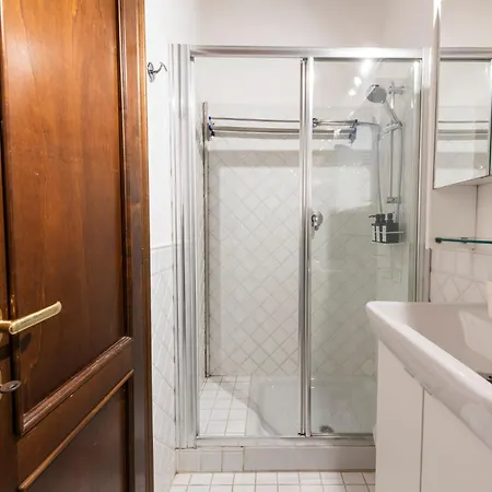 Διαμέρισμα Sauro River View By Mmega